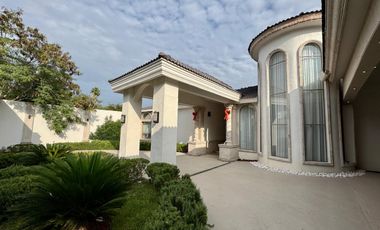 Hermosa Residencia Clásica en Venta en Rinconada Colonial, Apodaca