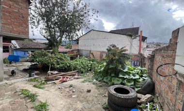 En venta amplio lote plano y central en Loja