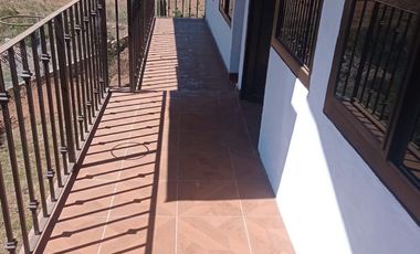 Renta de casa grande en Acatitlán