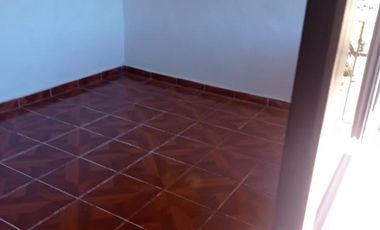 Renta de casa grande en Acatitlán