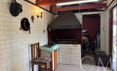 Hermosa casa frente a Parque Krahmer