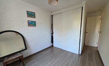 Se vende casa de un piso - pasaje cerrado - puertas del sol curauma