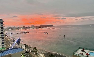 SALINAS COLON MIRAMAR: VENDO SUITE FRENTE AL MAR REMODELADA