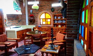 VENDO BONITA FINCA CON 2 CASAS EN TEQUISQUIAPAN