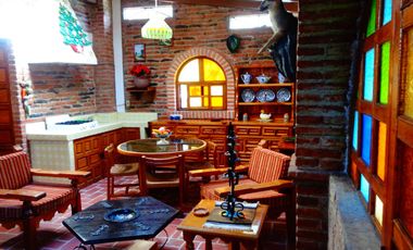 VENDO BONITA FINCA CON 2 CASAS EN TEQUISQUIAPAN