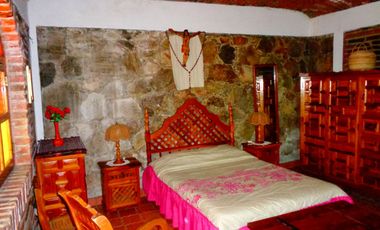 VENDO BONITA FINCA CON 2 CASAS EN TEQUISQUIAPAN