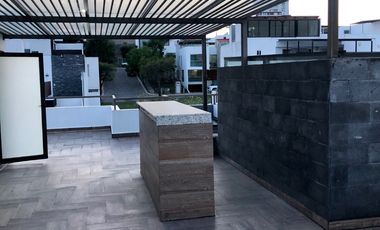 Casa amueblada en renta en Lomas de Angelópolis, Puebla