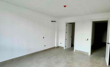 Alquilo hermoso departamento de estreno,  planta baja, disponible en Agosto