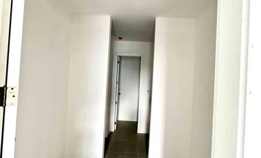 Alquilo hermoso departamento de estreno,  planta baja, disponible en Agosto