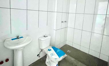 Alquilo hermoso departamento de estreno,  planta baja, disponible en Agosto