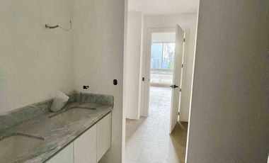 Alquilo hermoso departamento de estreno,  planta baja, disponible en Agosto