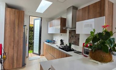 📍 ¡EXCLUSIVA CASA EN ARRIENDO - CAJICÁ (CONJUNTO LA PRADERA) A PARTIR DEL 1 DE AGOSTO ! SIN AMOBLAR  Es
