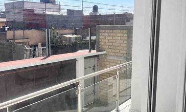 CASA  REFORMADA, CON CONSTRUCCIÓN NUEVA 5 habitaciones COL. Patrimonio