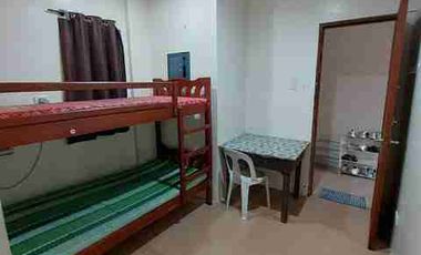 Apartment Bulding (Makati)- LA:200 SQM, FA:800 SQM, 34- income generating units, Fully occupied FOR SALE