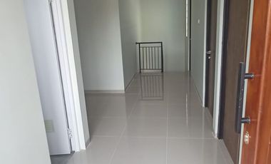 Rumah 2 LANTAI Harga 1 LANTAI hanya 10 Menit ke Alun-alun kota Cimahi Dijual