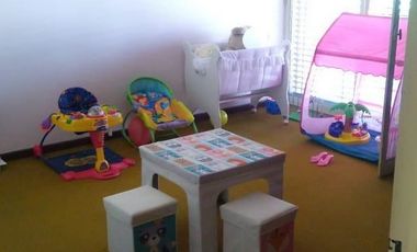 SE VENDE HERMOSA CASA+DPTO+ESTUDIO EN B° P.VELEZ SARSFIELD-