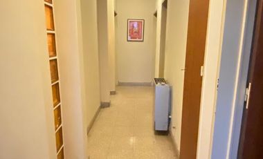 SE VENDE HERMOSA CASA+DPTO+ESTUDIO EN B° P.VELEZ SARSFIELD-