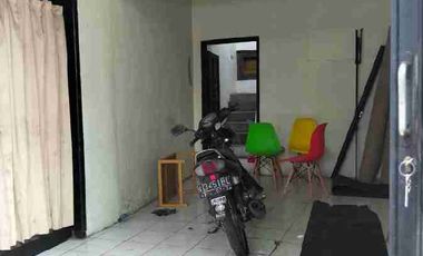 Sewa 4 kamar bonus Kios bawah akses mobil