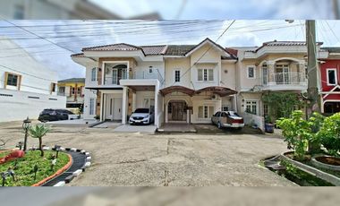 DIJUAL RUMAH KOMPLEK VILLA LAGUNA SEKIP JALAN MAYOR SALIM BATUBARA PALEMBANG