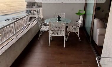 Exclusividad y Espacio frente al Mar: Dpto. en Mar Egeo con Terraza