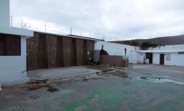 EN VENTA TERRENO para INVERSIONISTAS 1100 m² con Construcción - San Antonio de Pichincha