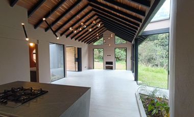 VENTA CASA CAMPESTRE SANTA ELENA - BARRO BLANCO