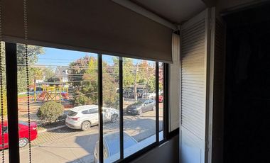 Amplia Casa en Condominio Cerrado Doña Inés Maipú  4d4b Terraza y Piscina