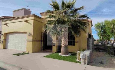 RENTA BELLA CASA AMUEBLADA DE UNA PLANTA FRACC. CERRADA ANDALUZ
