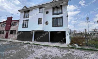 Departamento en Renta solo para 1 o 2 personas colonia Valle Dorado (Cerca de plaza San Pedro, Blvd Norte)