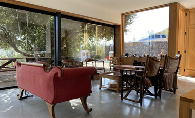 Diseño Vanguardista Casi Nueva Vista panorámica naturaleza Casa Venta Arrayán Lo Barnechea