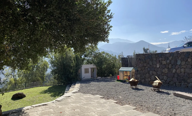 Diseño Vanguardista Casi Nueva Vista panorámica naturaleza Casa Venta Arrayán Lo Barnechea