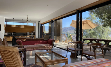 Diseño Vanguardista Casi Nueva Vista panorámica naturaleza Casa Venta Arrayán Lo Barnechea