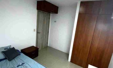 Alquilo casa amoblada de 1 planta