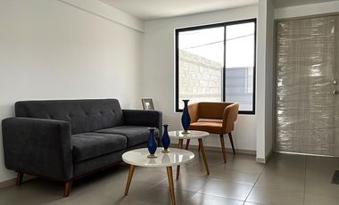 CASA VIS EN VENTA DE 76 M2 EN LA MITAD DEL MUNDO, sector BARRIO STO. DOMINGO BAJO