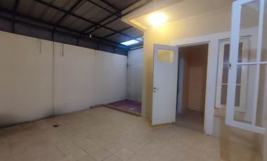Rumah 2 Lantai Kosong Siap Sewa di Lippo Karawaci Utara Lokasi Strategis Dekat Akses Tol