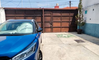 Oficinas Corporativas en Venta Cerca de Calzada Zaragoza Puebla con Estacionamiento