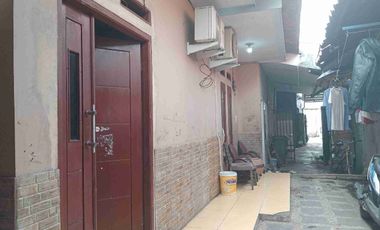 Jual Tanah 380 meter bonus 2 rumah 3 kontrakan dan 2 kios Summarecon Kota Bekasi