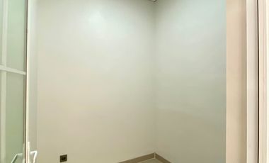 Dijual Rumah Full Renovasi Siap Huni di Kawasan Strategis Serpong Selangkah dari BSD Plaza & Binus