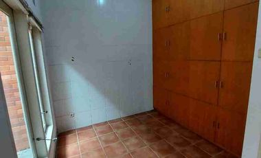 disewakan rumah dipejaten barat jakarta selatan