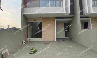 Rumah dibawah NJOP Siaphuni, dekat Samsat di komplek Batununggal indah Kota Bandung.
