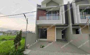 Rumah dibawah NJOP Siaphuni, dekat Samsat di komplek Batununggal indah Kota Bandung.