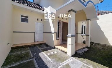 RUMAH DIJUAL DI SOLO DEKAT SUPERINDO JAJAR