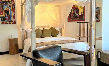Villa Mewah 2 Lantai Puri Gading Jimbaran Gaya Tropis Full Furnish
