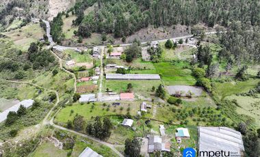 En venta terreno rural sector Villonaco bajo, a pasos de la via nueva a Catamayo