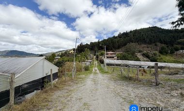 En venta terreno rural sector Villonaco bajo, a pasos de la via nueva a Catamayo