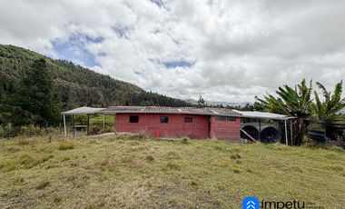 En venta terreno rural sector Villonaco bajo, a pasos de la via nueva a Catamayo
