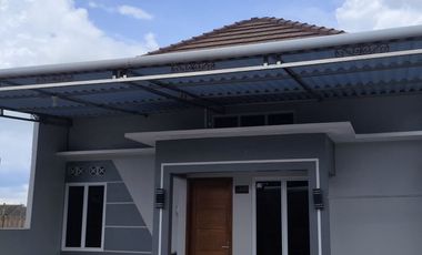 RUMAH BARU CLUSTER SUKOHARJO MULAI 300 JUTAAN! FREE PPN & BALIK NAMA