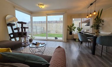 SE ARRIENDA CASA DENTRO DE CONDOMINIO EN CURAUMA