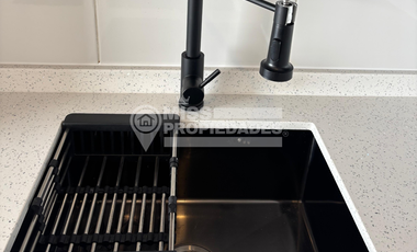 ARRIENDO DEPARTAMENTO FRENTE MALL REMODELADO AMOBLADO CON VISTAS AL MAR