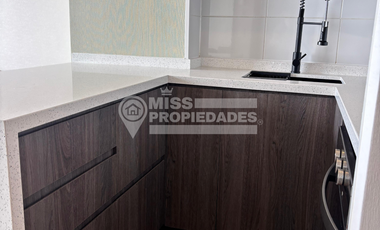 ARRIENDO DEPARTAMENTO FRENTE MALL REMODELADO AMOBLADO CON VISTAS AL MAR